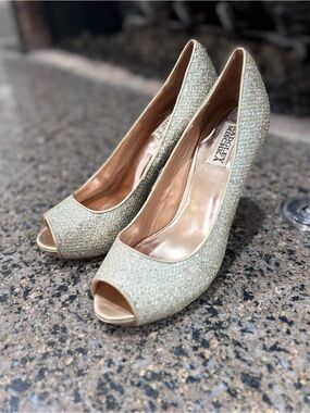 Badgley Mischka Glittering Gold Open-Toe Evening Pumps 9.5